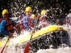 River Rafting Tagestour mit BBQ Inn Scuol (GR)