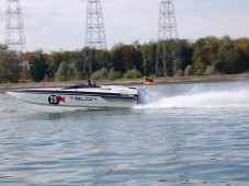 Deutschland : Sommer Speedboat Event Rhein in Offenburg Offenburg, Baden-Württemberg (Deutschland)