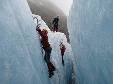 Sommer Eisklettern auf dem Steingletscher am Sustenpass, Treffpunkt in Interlaken