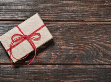 Idée cadeau anniversaire couple | Surprises romantiques